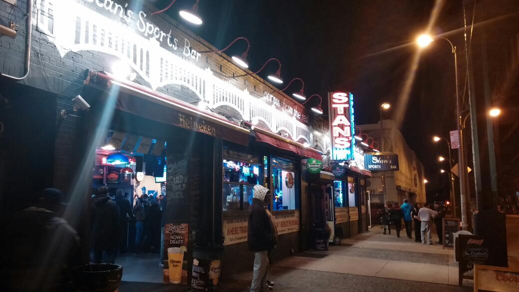 Photo of Stan's Sports Bar in Bronx City, New York, United States - 6 Picture of Point of interest, Establishment, Bar, Night club