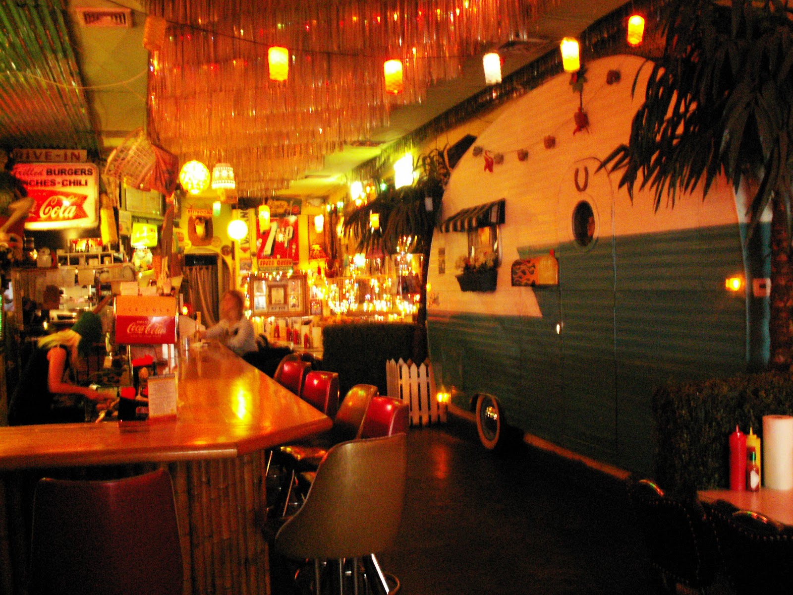 Photo of Trailer Park Lounge in New York City, New York, United States - 4 Picture of Restaurant, Food, Point of interest, Establishment, Bar, Night club