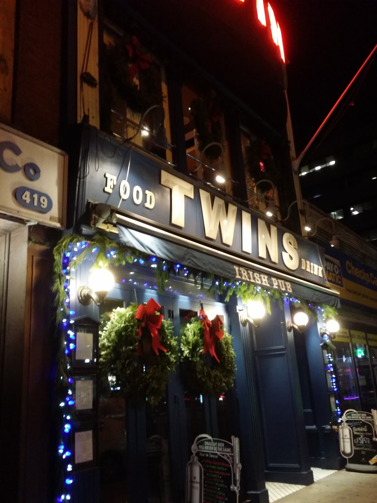 Photo of Twins Pub in New York City, New York, United States - 3 Picture of Restaurant, Food, Point of interest, Establishment, Bar