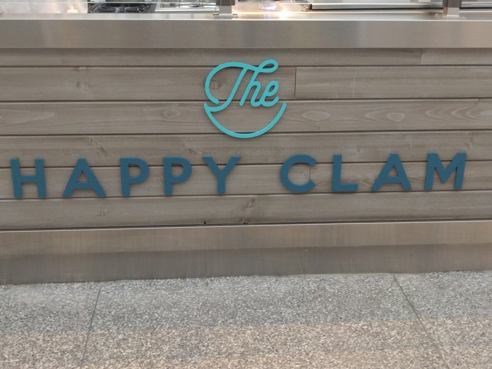 Photo of The Happy Clam in Newark City, New Jersey, United States - 4 Picture of Restaurant, Food, Point of interest, Establishment