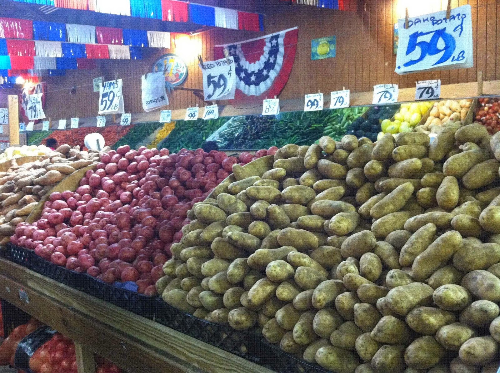 Photo of 17 Farmers Market Inc in East Rutherford City, New Jersey, United States - 4 Picture of Food, Point of interest, Establishment, Store, Grocery or supermarket