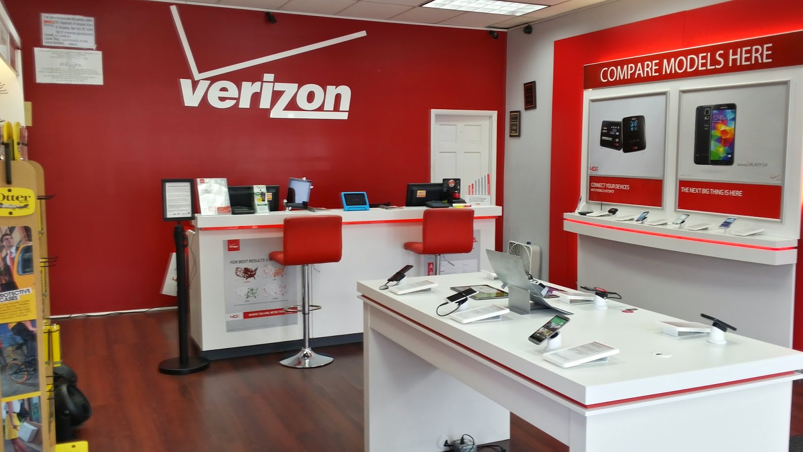 Photo of A3 COMM | Verizon Wireless Authorized Retailer in South Richmond Hill City, New York, United States - 3 Picture of Point of interest, Establishment, Store, Electronics store