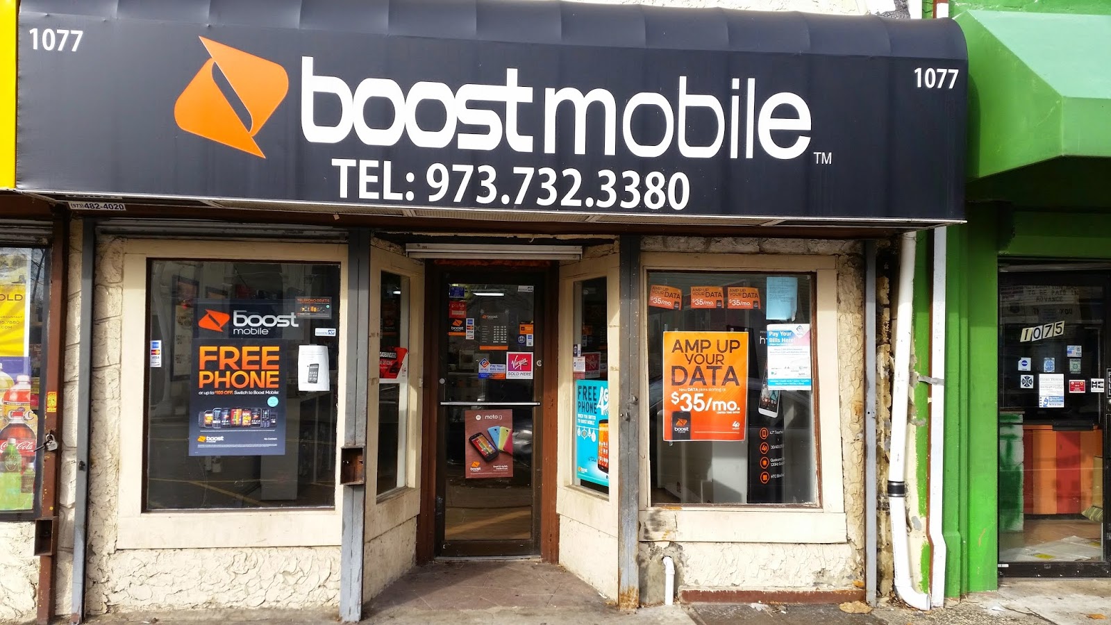 Photo of Hook'd Up Wireless LLC in Newark City, New Jersey, United States - 1 Picture of Point of interest, Establishment, Store