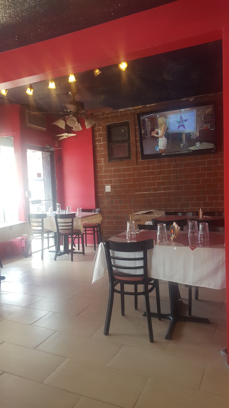 Photo of La Mexicanita Restaurant & Bar in West New York City, New Jersey, United States - 2 Picture of Restaurant, Food, Point of interest, Establishment