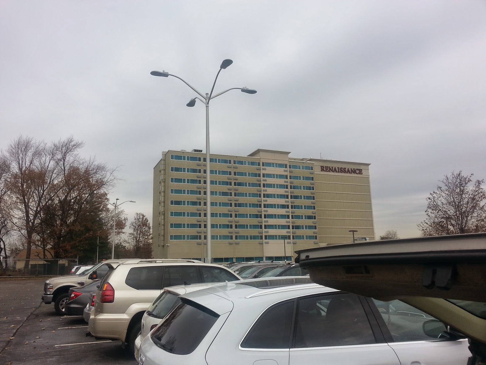 Photo of Renaissance Newark Airport Hotel in Elizabeth City, New Jersey, United States - 7 Picture of Restaurant, Food, Point of interest, Establishment, Lodging