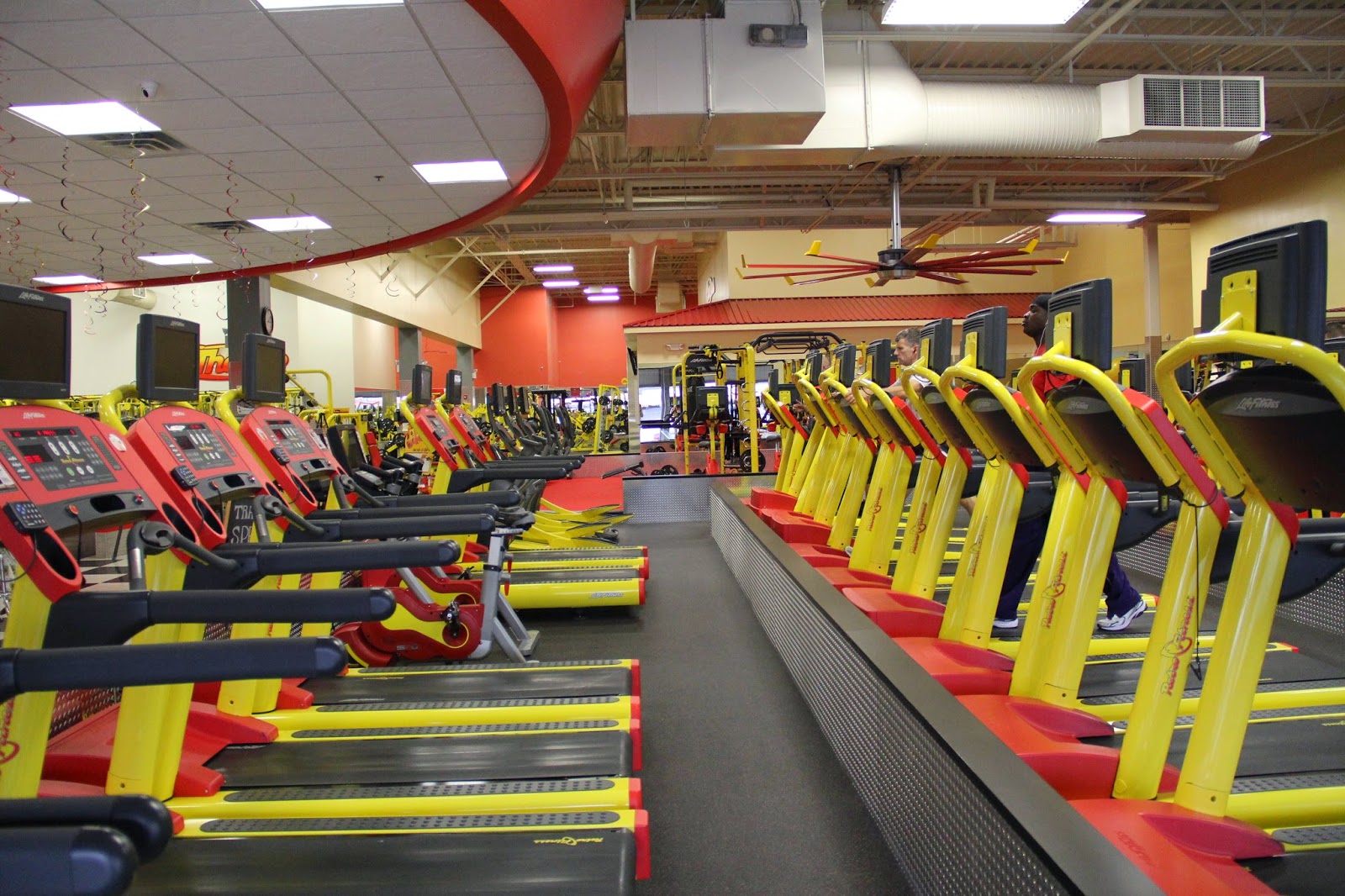 Photo of Retro Fitness in Yonkers City, New York, United States - 1 Picture of Point of interest, Establishment, Health, Gym