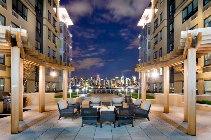 Photo of RiversEdge at Port Imperial in Weehawken City, New Jersey, United States - 2 Picture of Point of interest, Establishment, Real estate agency