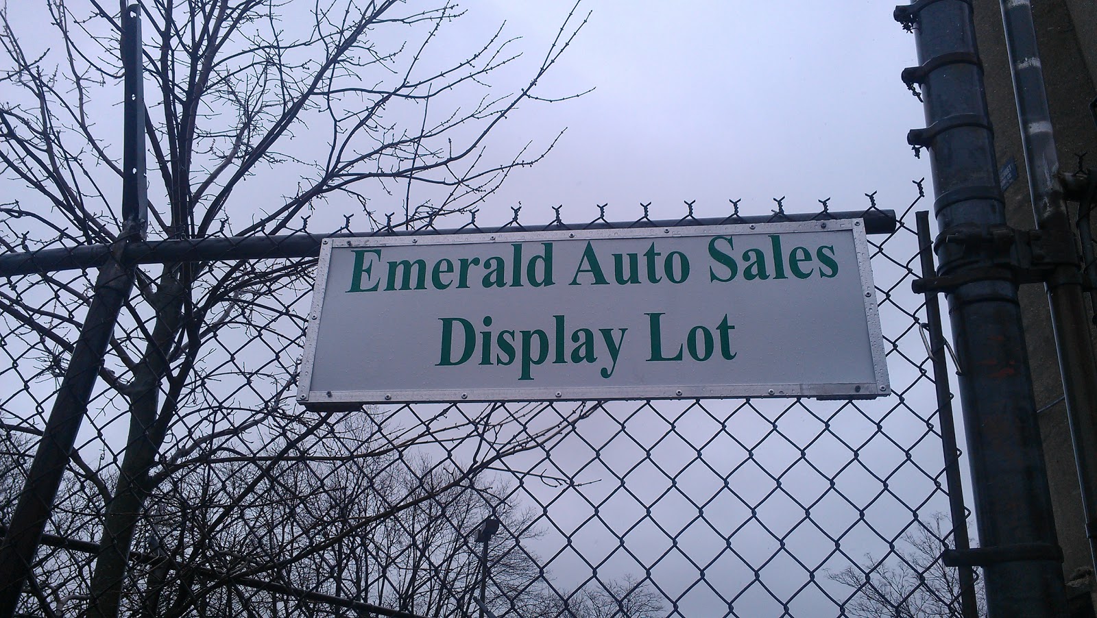 Photo of Emerald Auto Sales in Floral Park City, New York, United States - 9 Picture of Point of interest, Establishment, Car dealer, Store