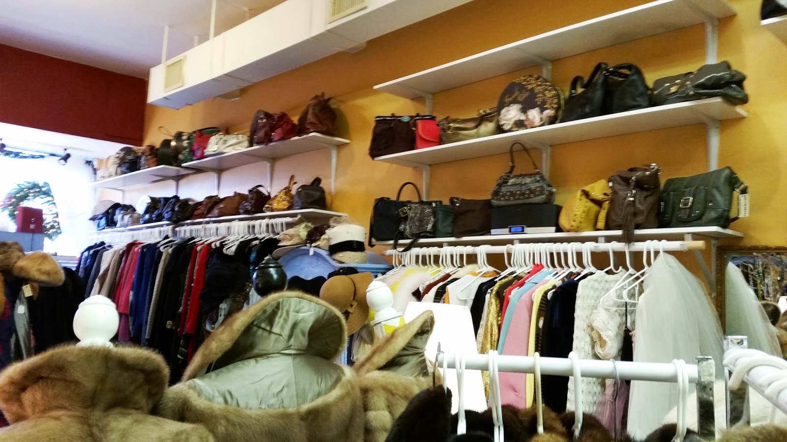 Photo of Katoure Consignment Boutique in Maywood City, New Jersey, United States - 5 Picture of Point of interest, Establishment, Store