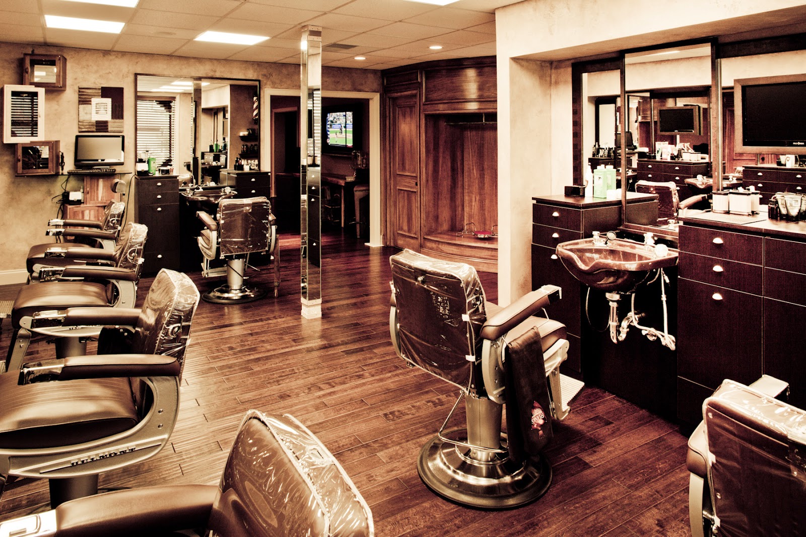 Photo of Fordham Barber Shop in Bronx City, New York, United States - 1 Picture of Point of interest, Establishment, Health, Hair care