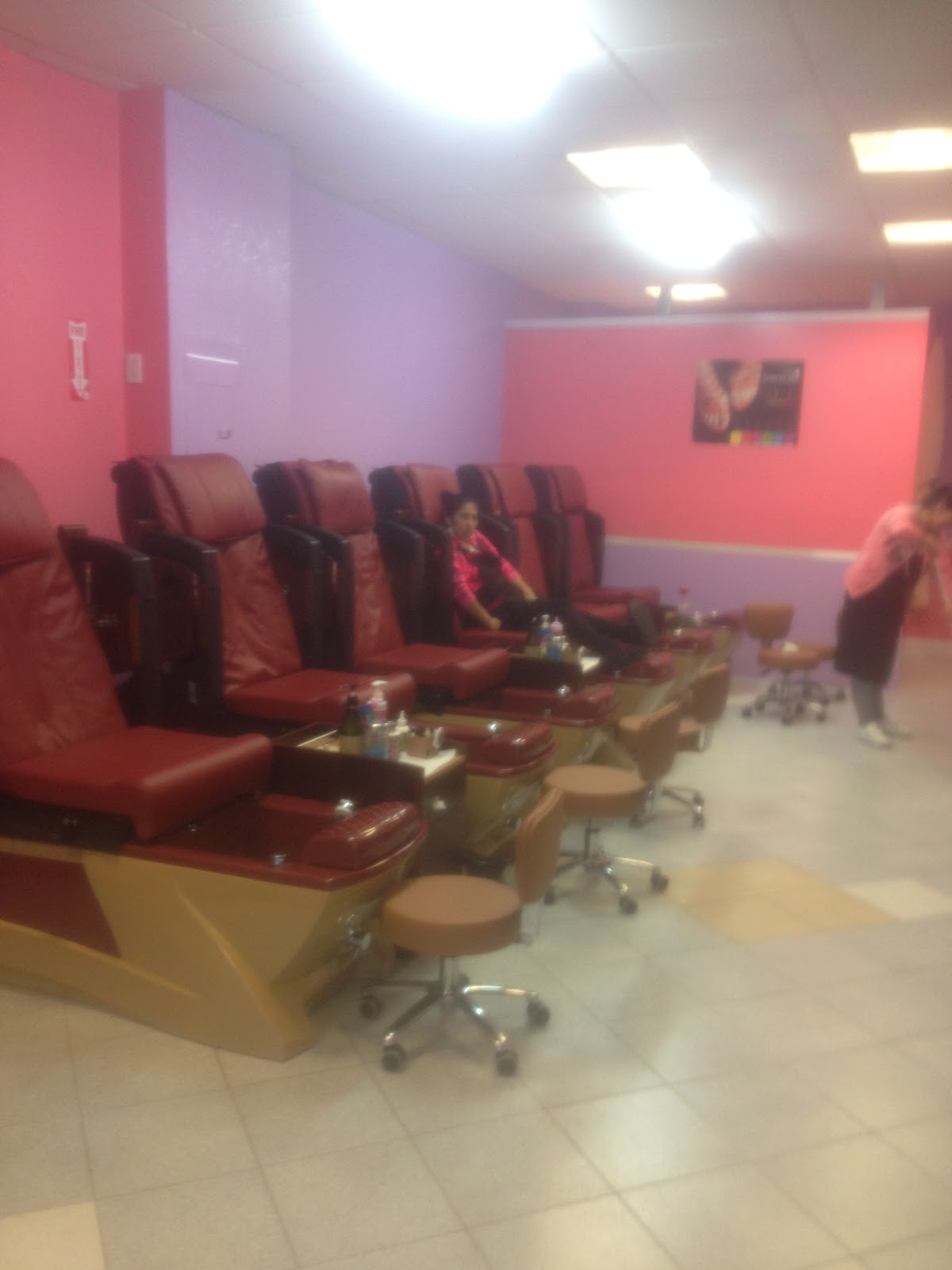 Photo of BG Nails Spa Salon in Mineola City, New York, United States - 5 Picture of Point of interest, Establishment, Beauty salon, Hair care