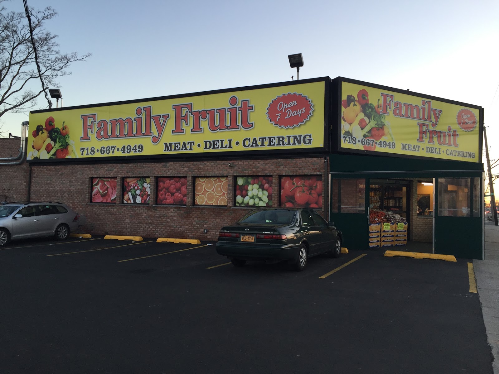 Photo of Family Fruit in Staten Island City, New York, United States - 1 Picture of Food, Point of interest, Establishment, Store, Grocery or supermarket