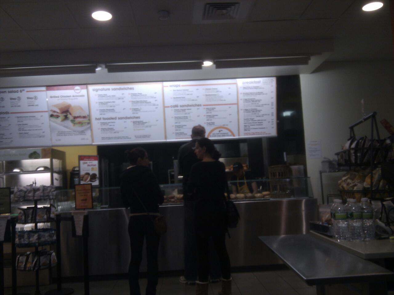 Photo of Au Bon Pain in New York City, New York, United States - 2 Picture of Restaurant, Food, Point of interest, Establishment, Store, Cafe, Bakery