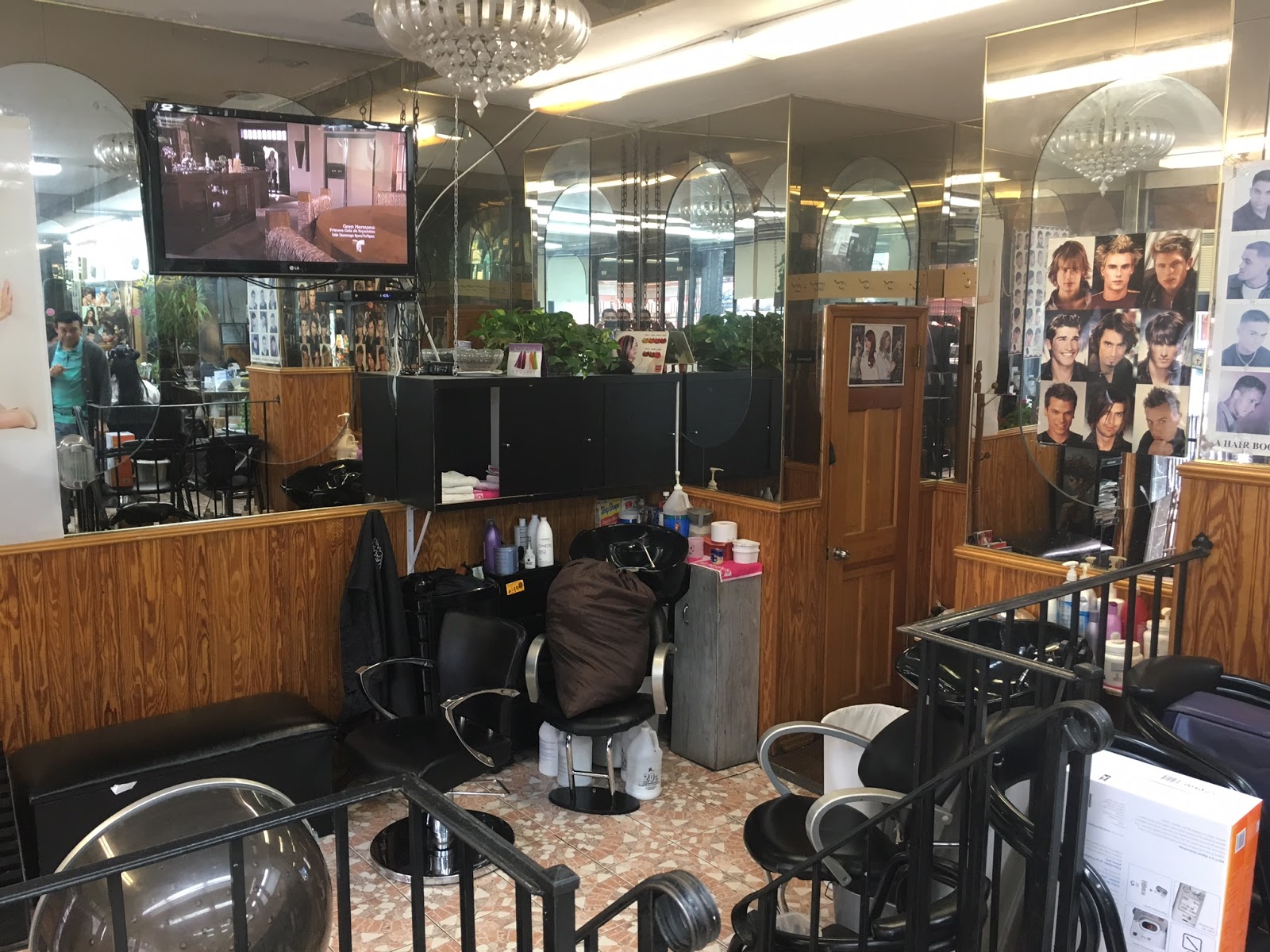 Photo of International Hair-Stylists Unisex in Kings County City, New York, United States - 3 Picture of Point of interest, Establishment, Health, Beauty salon, Hair care