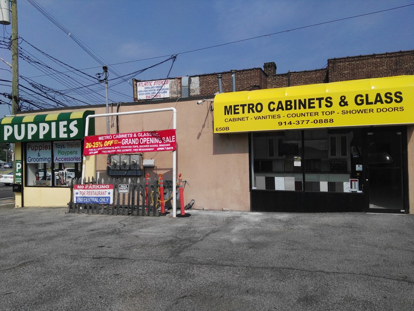 Photo of metro cabinets & glass inc in Yonkers City, New York, United States - 4 Picture of Point of interest, Establishment, Store, Home goods store, Furniture store