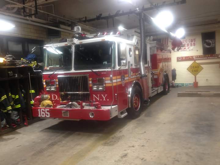 Photo of FDNY Engine 165 & Ladder 85 in Staten Island City, New York, United States - 2 Picture of Point of interest, Establishment, Fire station