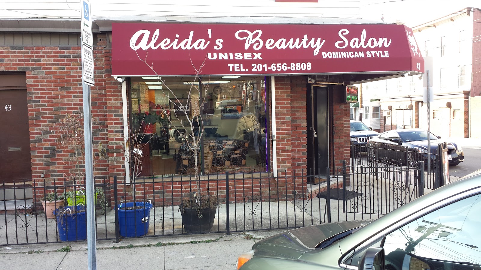 Photo of Aleida's Beauty Salon, Inc in Jersey City, New Jersey, United States - 9 Picture of Point of interest, Establishment, Beauty salon