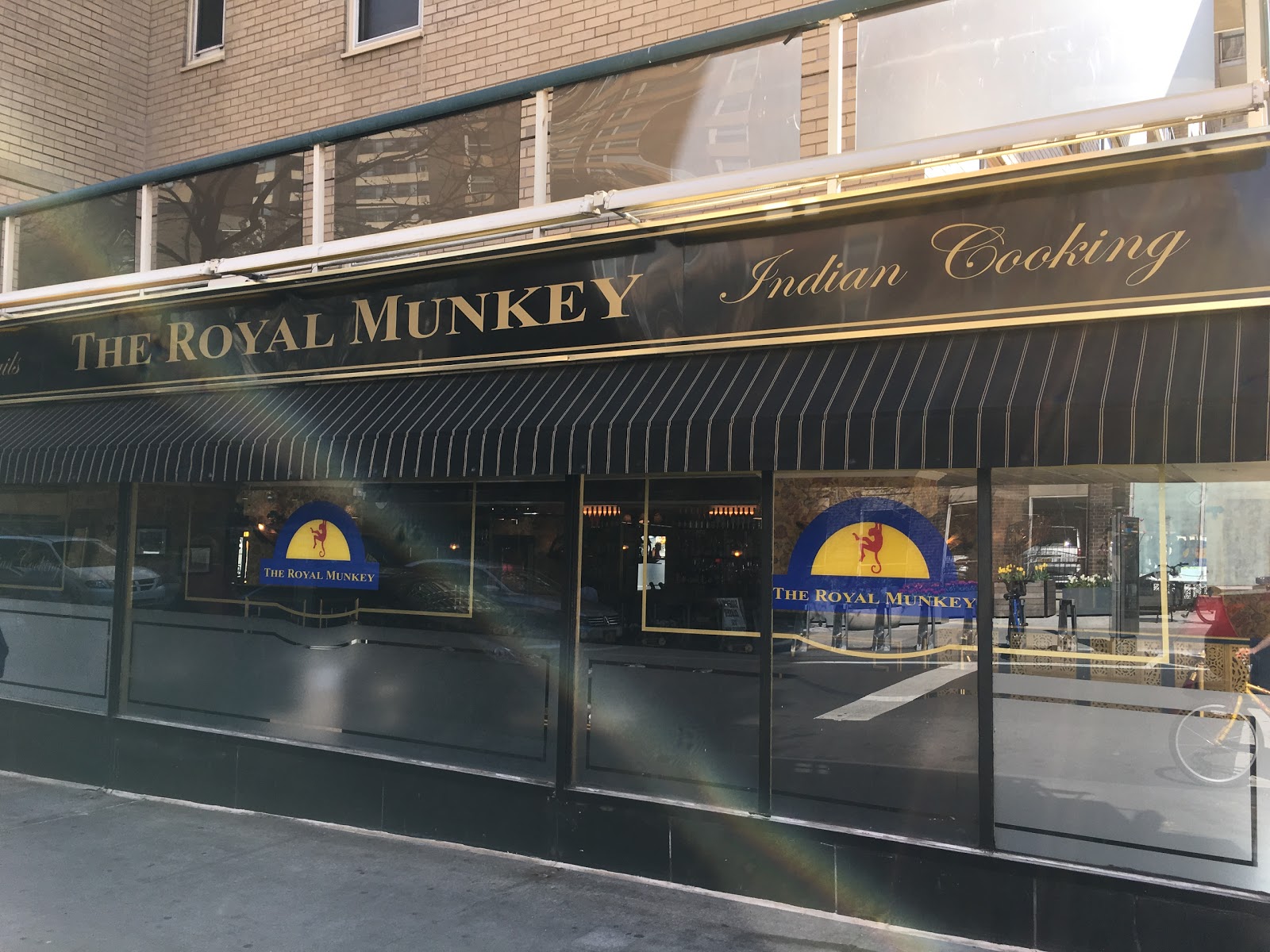 Photo of The Royal Munkey in New York City, New York, United States - 4 Picture of Restaurant, Food, Point of interest, Establishment, Bar