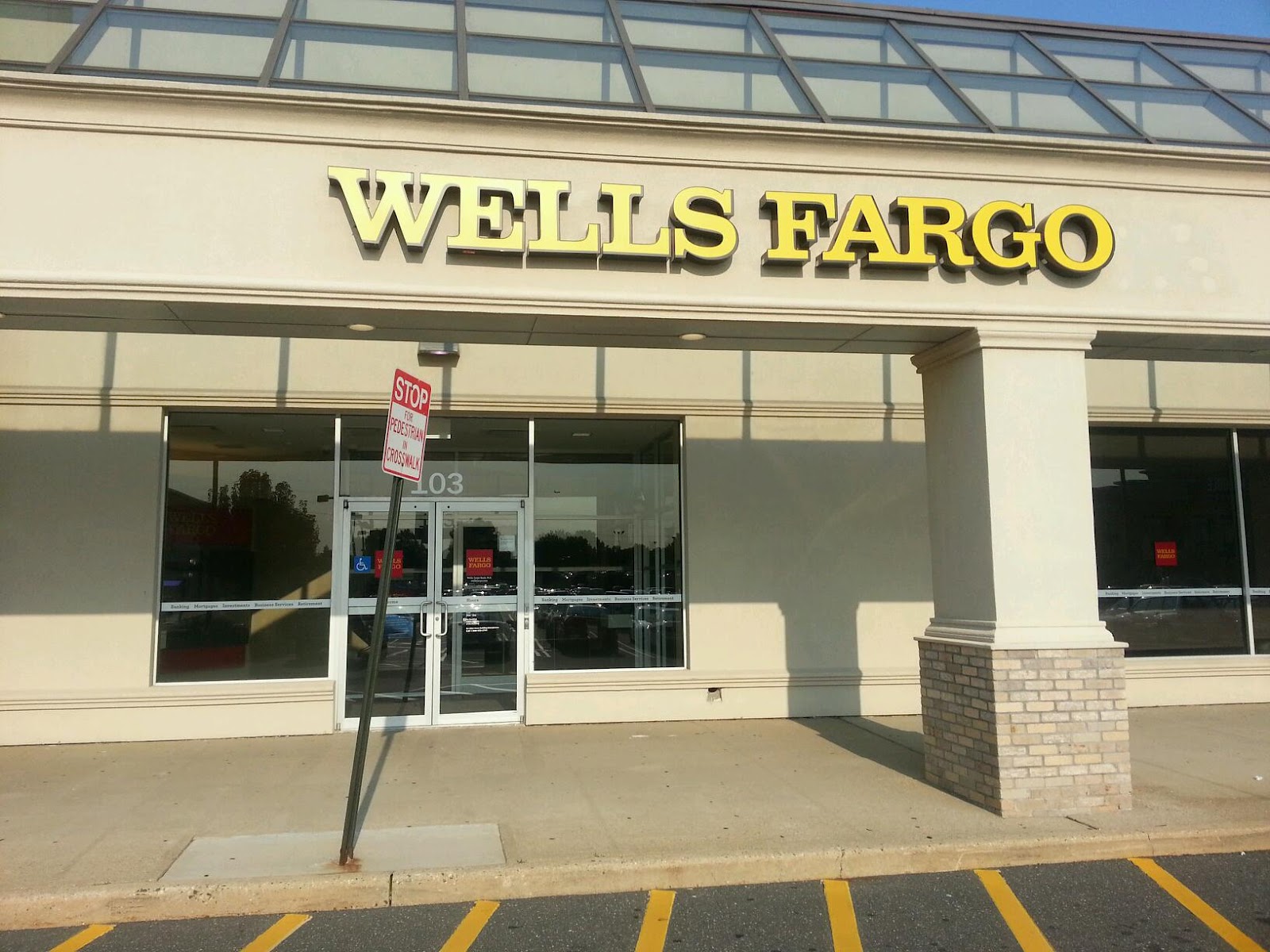 Photo of Wells Fargo Bank in Carle Place City, New York, United States - 1 Picture of Point of interest, Establishment, Finance, Atm, Bank