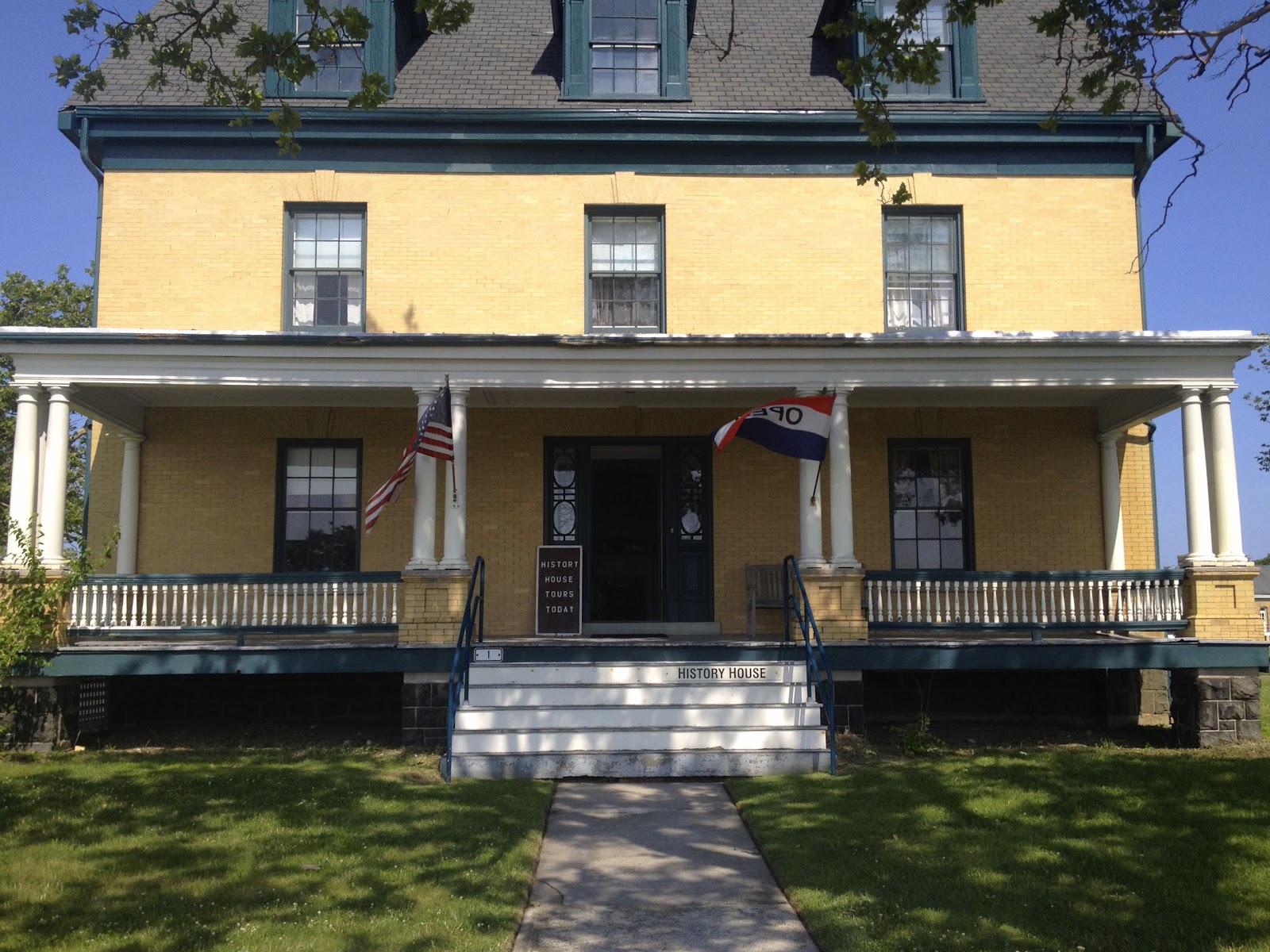 Photo of History House - Lieutenant’s Quarters No. 1 in Sandy Hook City, New Jersey, United States - 1 Picture of Point of interest, Establishment, Museum