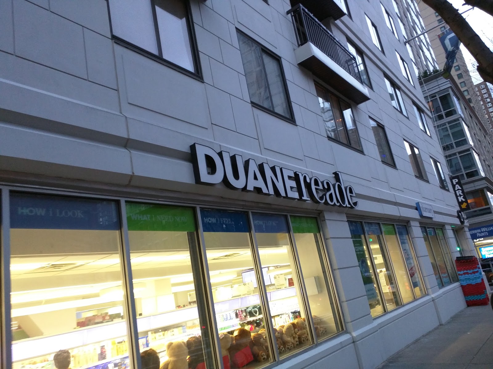 Photo of Duane Reade in New York City, New York, United States - 1 Picture of Food, Point of interest, Establishment, Store, Health, Convenience store, Home goods store, Clothing store, Electronics store