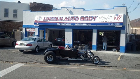 Photo of Lincoln Auto Body Inc. in Garfield City, New Jersey, United States - 4 Picture of Establishment