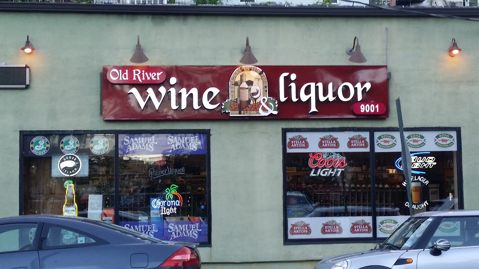 Photo of Old River Wine & Liquor in North Bergen City, New Jersey, United States - 1 Picture of Food, Point of interest, Establishment, Store, Liquor store