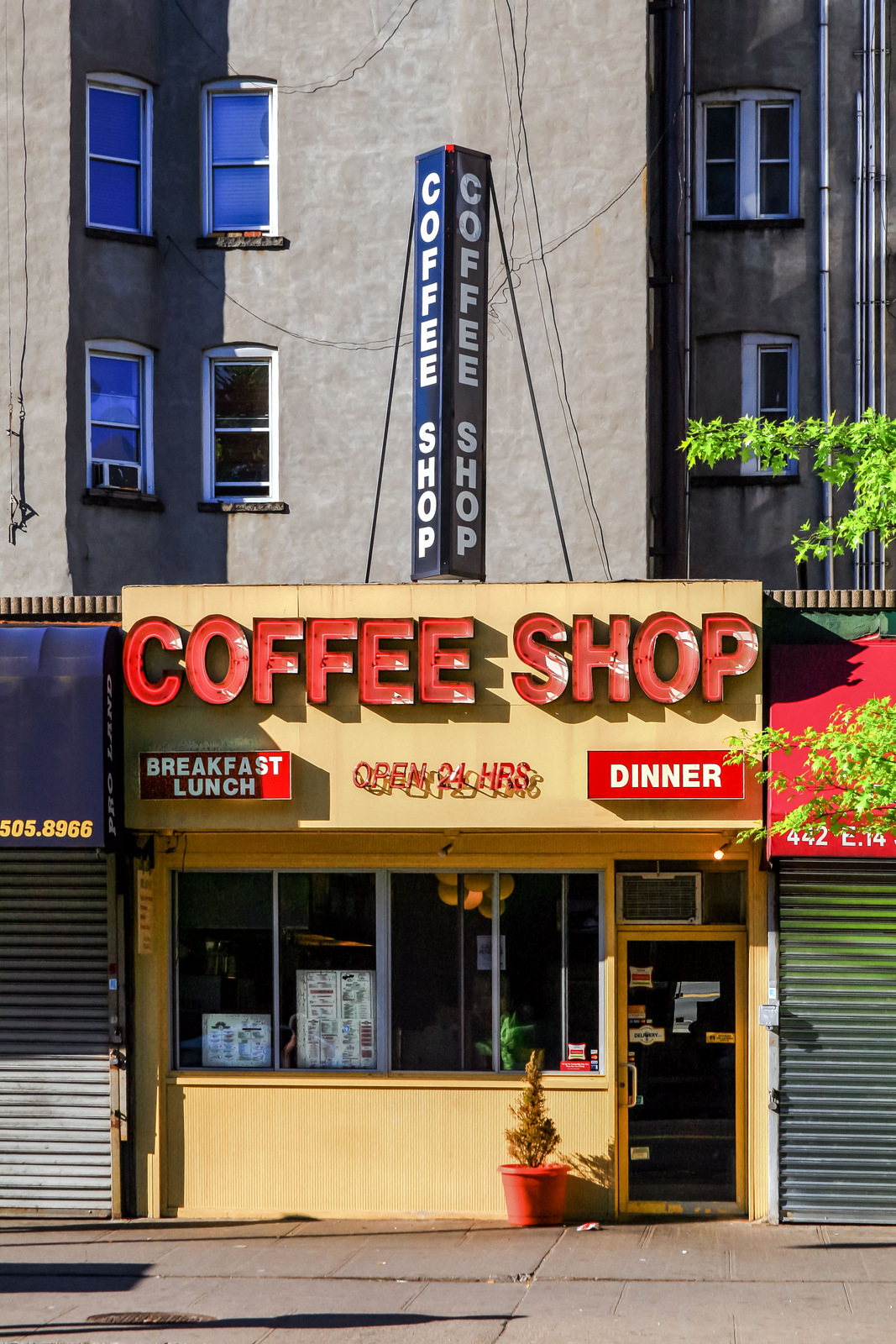 Photo of Lower East Side Coffee Shop in New York City, New York, United States - 2 Picture of Restaurant, Food, Point of interest, Establishment, Store, Meal takeaway, Cafe