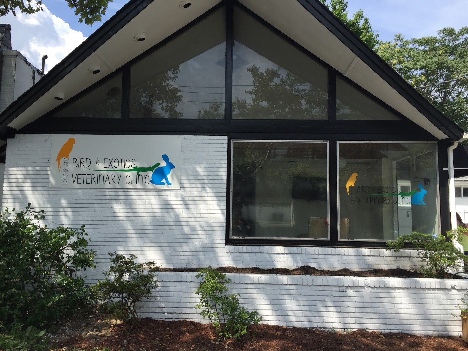 Photo of Long Island Bird and Exotics Veterinary Clinic in Great Neck City, New York, United States - 2 Picture of Point of interest, Establishment, Health, Veterinary care