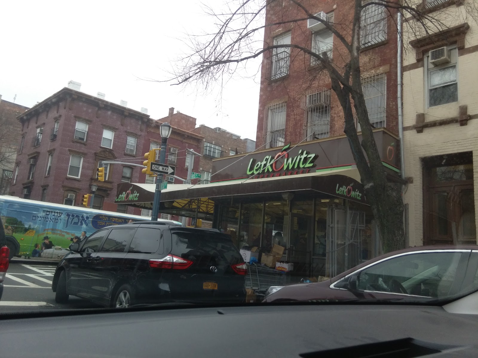 Photo of Lefkowitz Supermarket in Kings County City, New York, United States - 2 Picture of Food, Point of interest, Establishment, Store, Grocery or supermarket