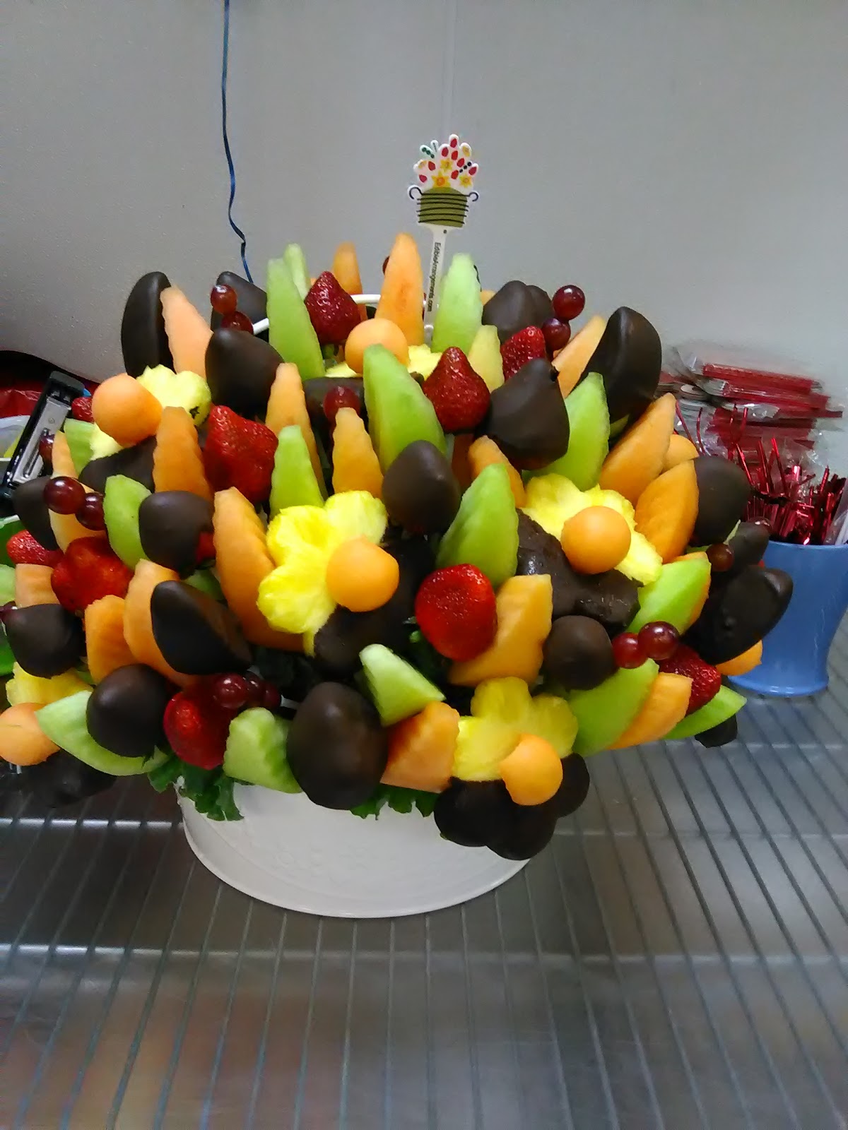 Photo of Edible Arrangements in Kings County City, New York, United States - 2 Picture of Food, Point of interest, Establishment, Store, Grocery or supermarket, Home goods store, Florist