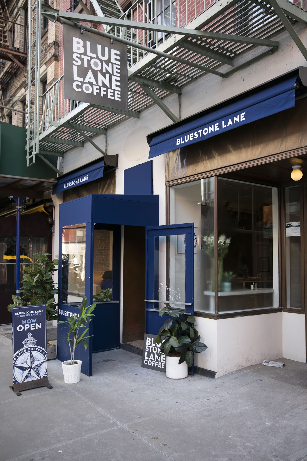 Photo of Bluestone Lane in New York City, New York, United States - 2 Picture of Restaurant, Food, Point of interest, Establishment, Store, Cafe