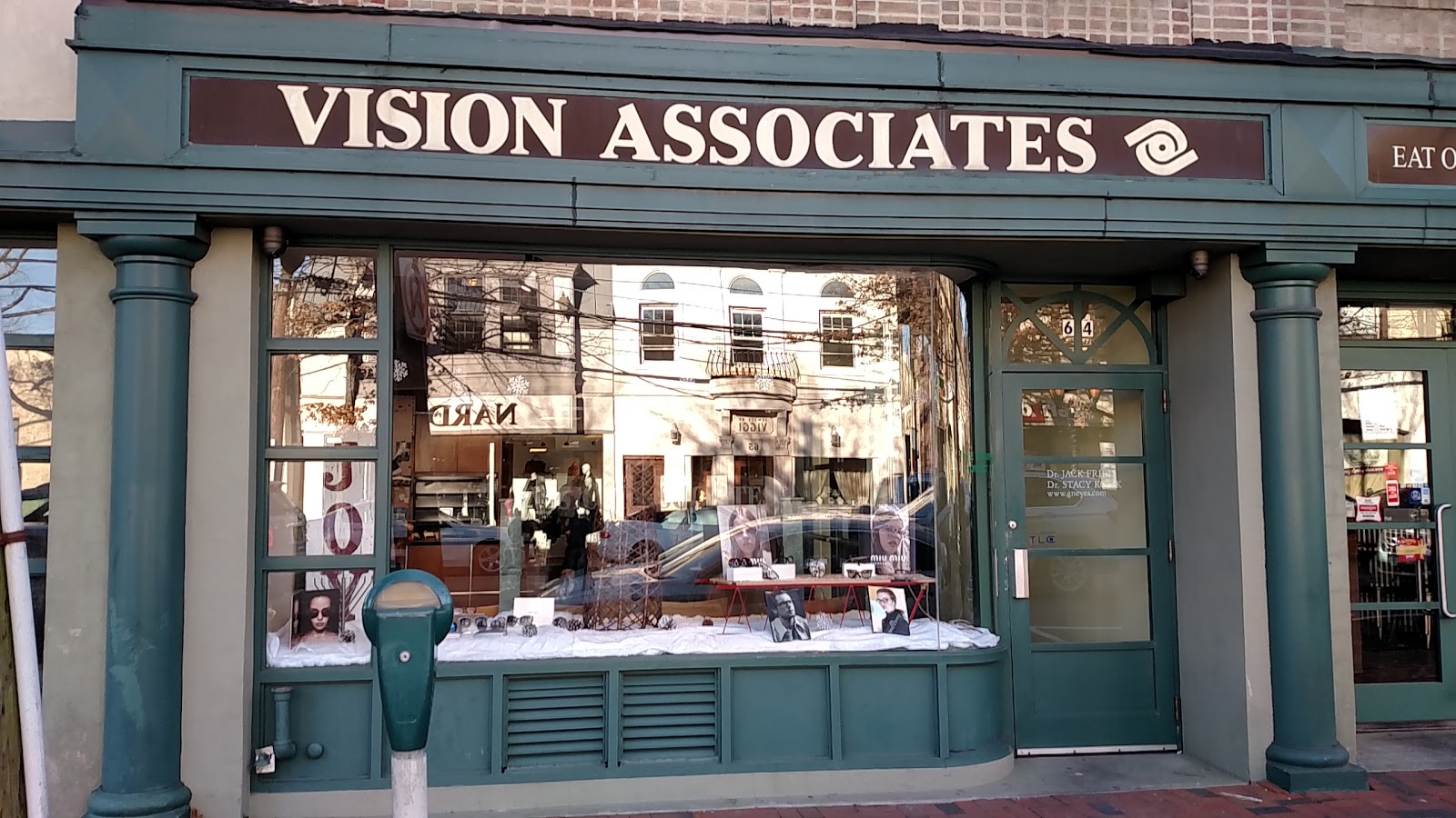 Photo of Vision Associates in Great Neck City, New York, United States - 2 Picture of Point of interest, Establishment, Health, Doctor