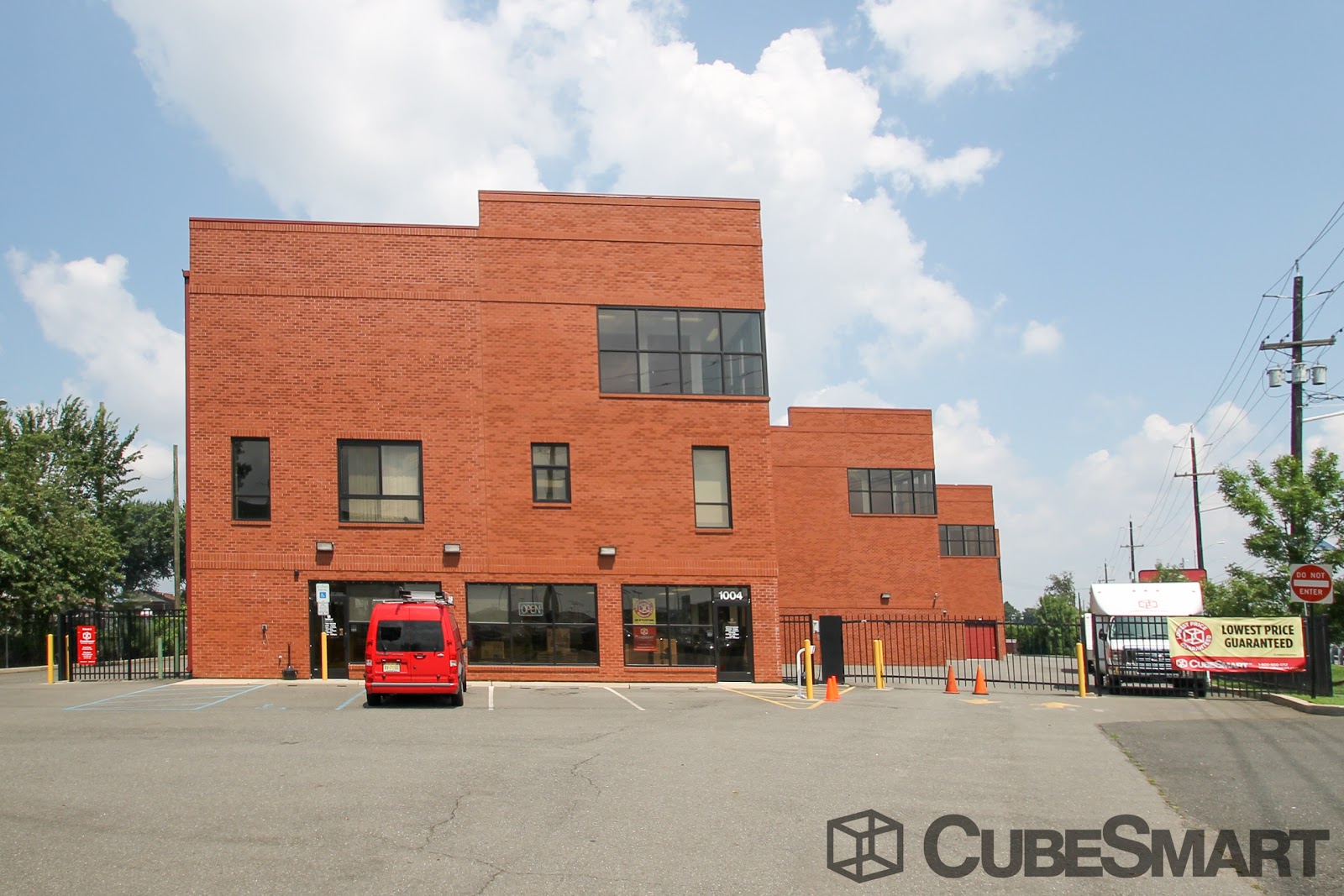 Photo of CubeSmart Self Storage in Rahway City, New Jersey, United States - 1 Picture of Point of interest, Establishment, Store, Moving company, Storage