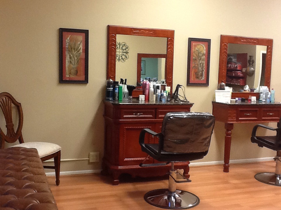 Photo of Hair Trendz Designs, LLC in Hasbrouck Heights City, New Jersey, United States - 2 Picture of Point of interest, Establishment, Hair care