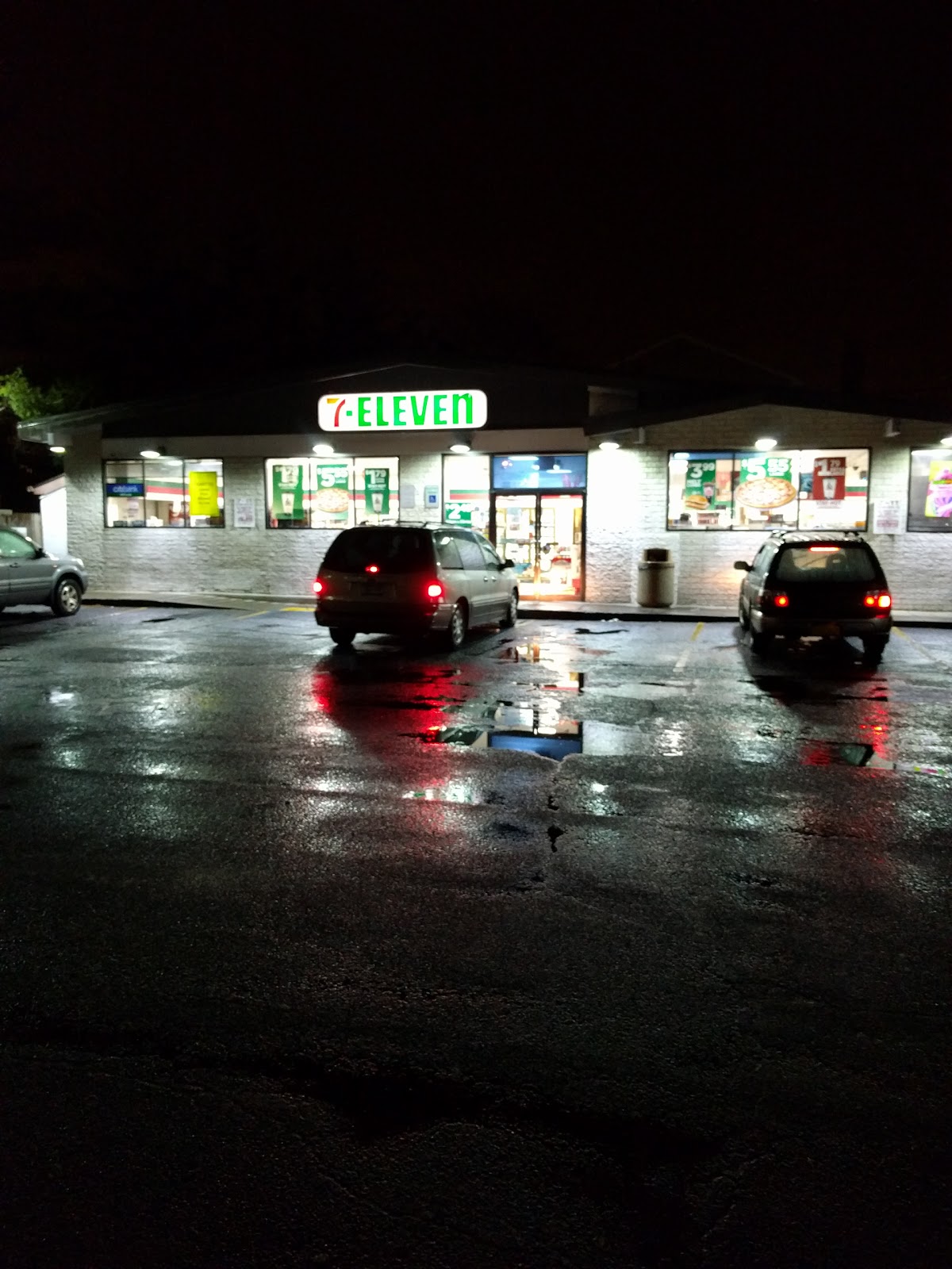 Photo of 7-Eleven in Baldwin City, New York, United States - 1 Picture of Food, Point of interest, Establishment, Store, Convenience store