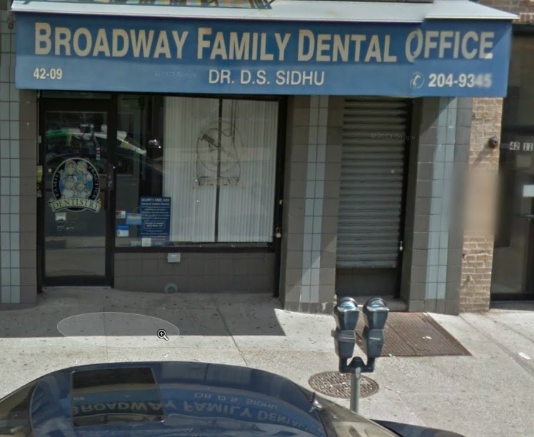 Photo of Astoria Dentist Clinic in Queens City, New York, United States - 1 Picture of Point of interest, Establishment, Health, Dentist