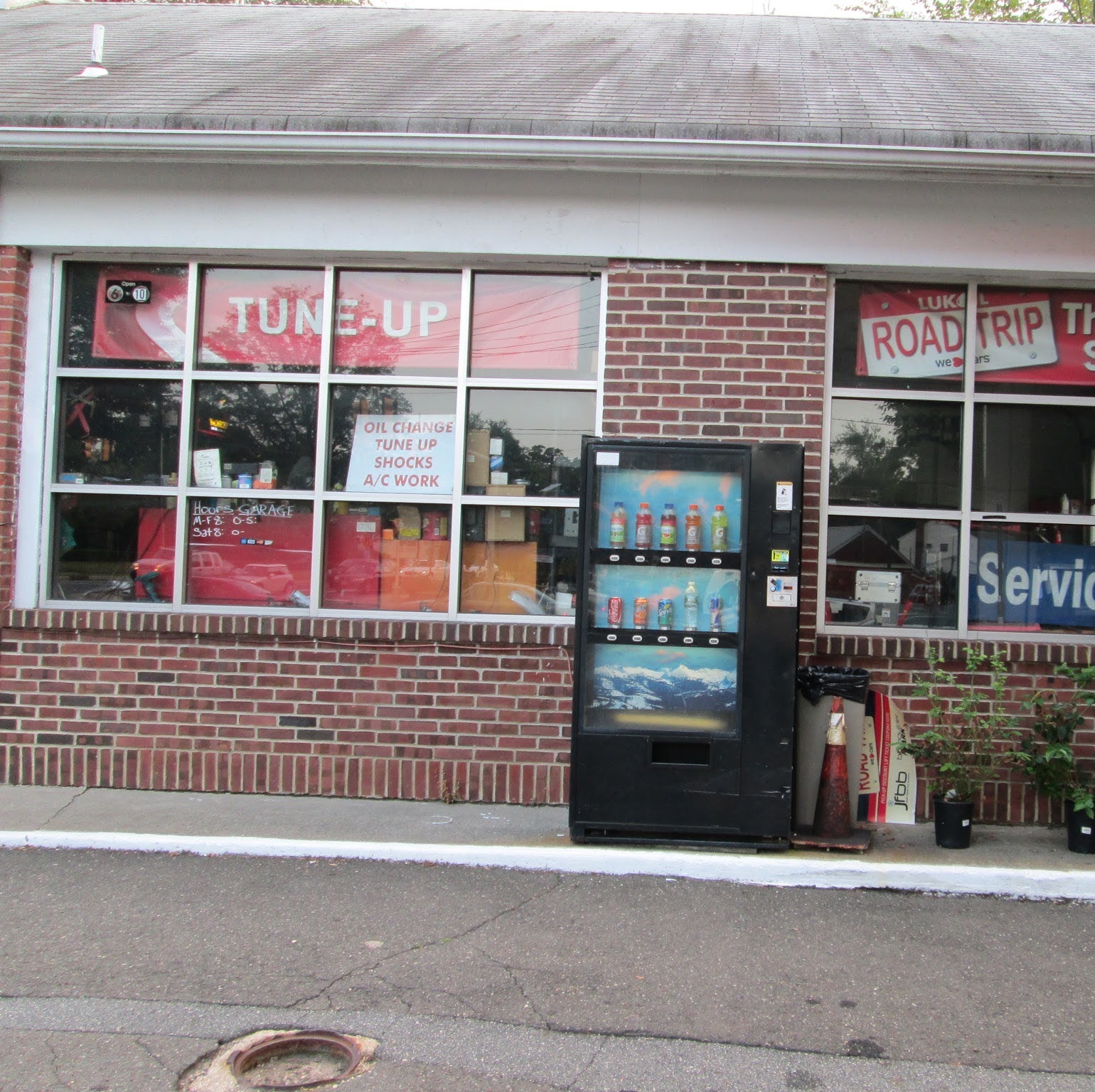 Photo of LLAJ AUTO AND GAS in Paramus City, New Jersey, United States - 1 Picture of Point of interest, Establishment, Car repair