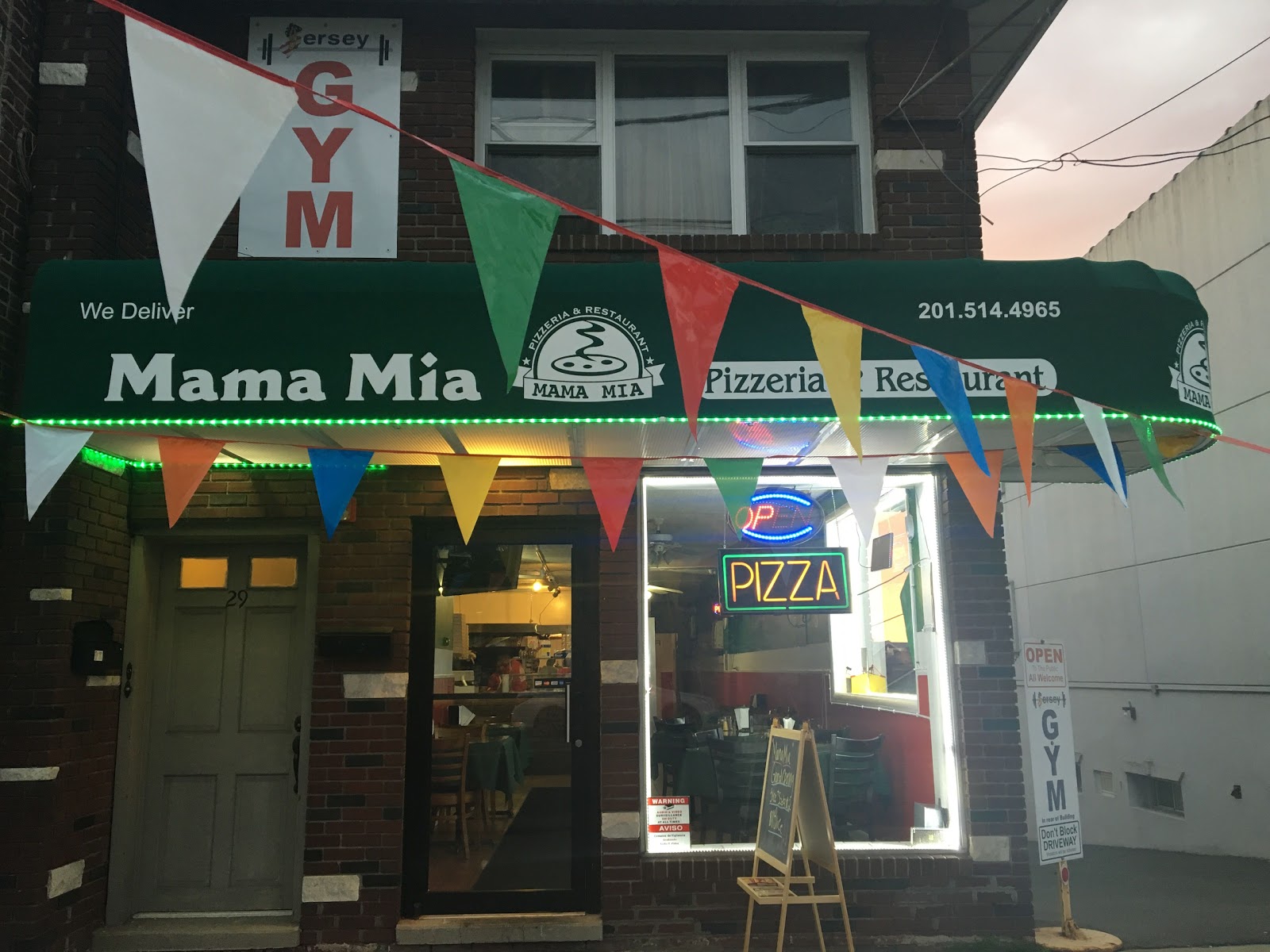 Photo of Mama Mia Pizzeria & Restaurant in Lyndhurst City, New Jersey, United States - 2 Picture of Restaurant, Food, Point of interest, Establishment