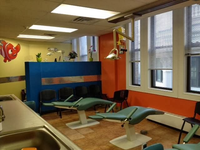Photo of Smile Central Dental in Paterson City, New Jersey, United States - 1 Picture of Point of interest, Establishment, Health, Doctor, Dentist