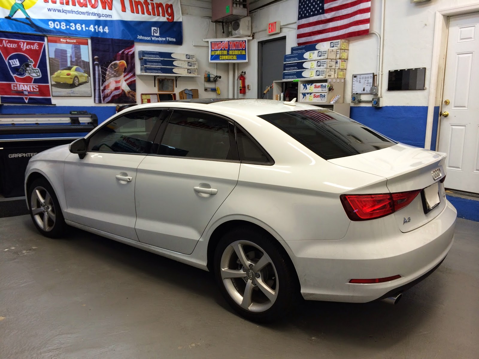 Photo of LQ Window Tinting in Union City, New Jersey, United States - 5 Picture of Point of interest, Establishment, Store, Car repair, Electronics store