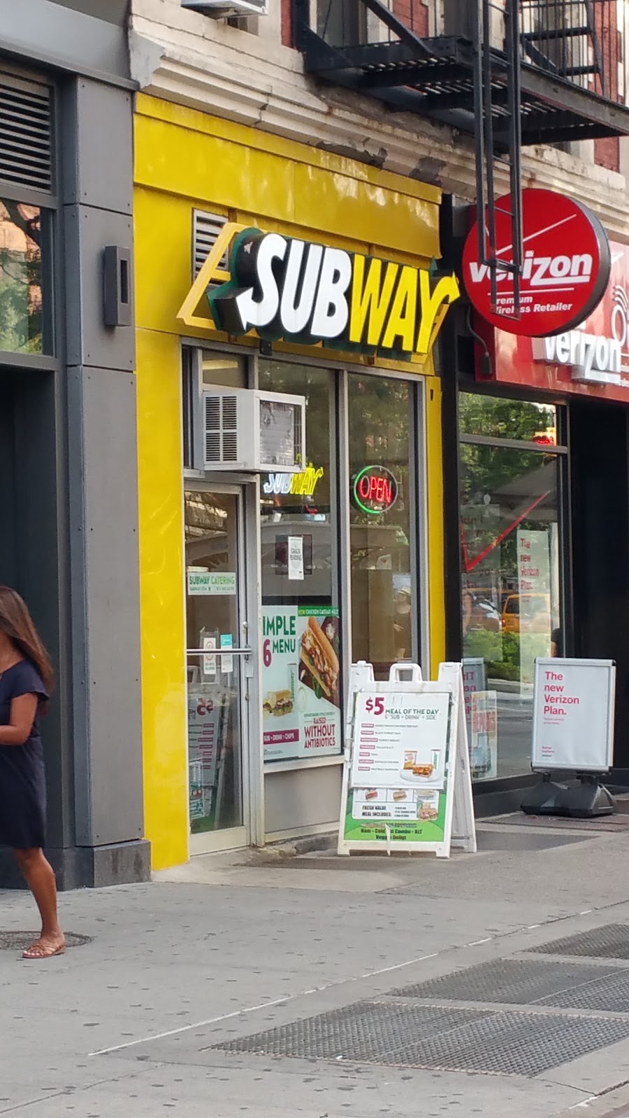 Photo of Subway in New York City, New York, United States - 2 Picture of Restaurant, Food, Point of interest, Establishment, Meal delivery