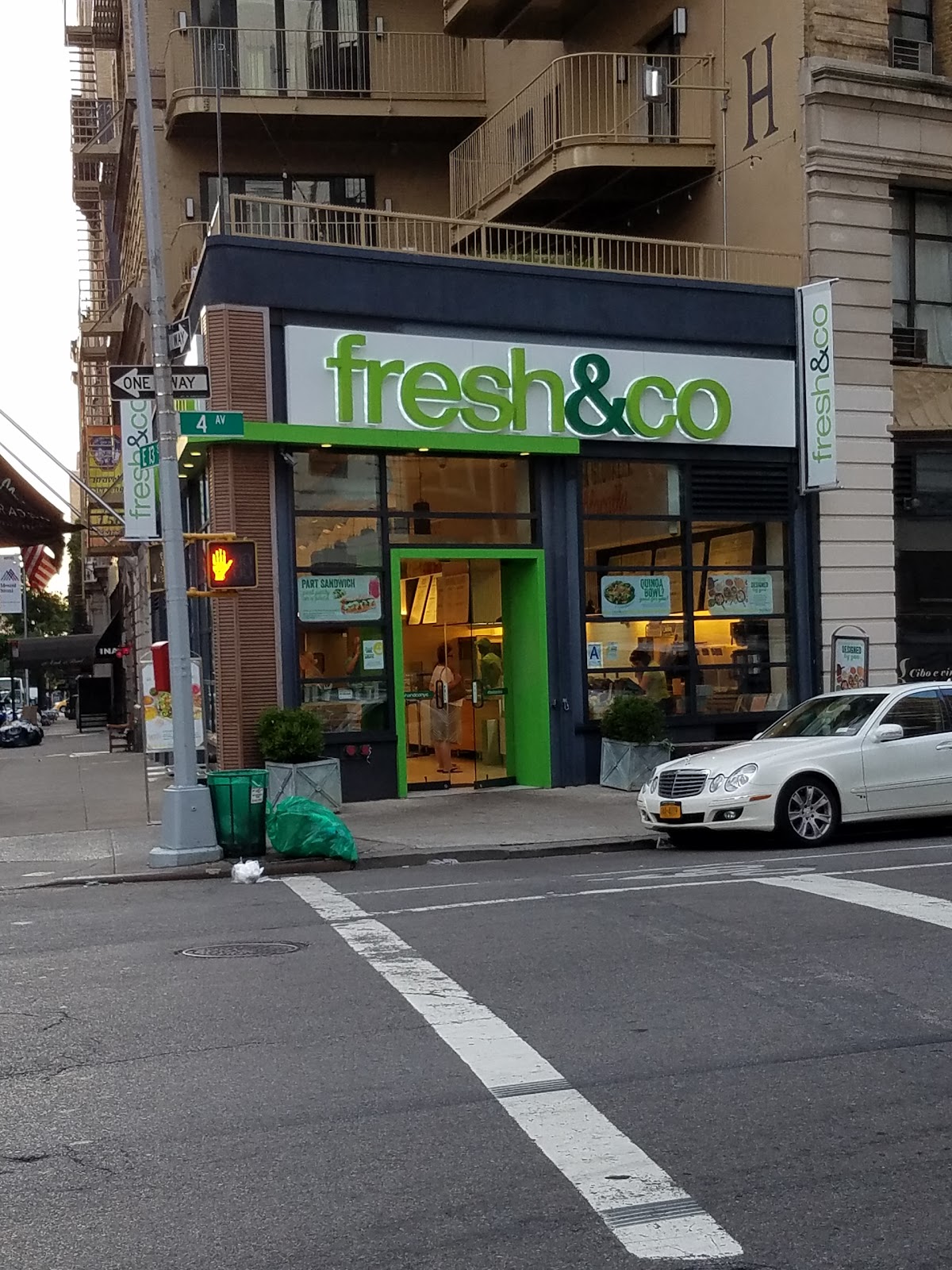 Photo of fresh&co in New York City, New York, United States - 9 Picture of Restaurant, Food, Point of interest, Establishment