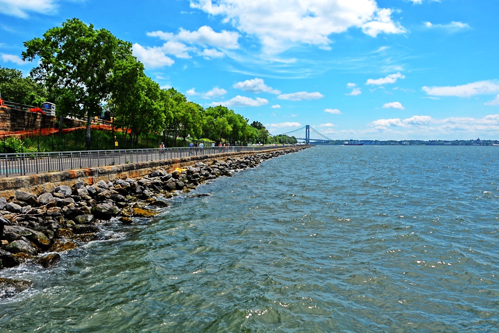 Photo of American Veterans Memorial Pier in New York City, New York, United States - 1 Picture of Point of interest, Establishment, Park