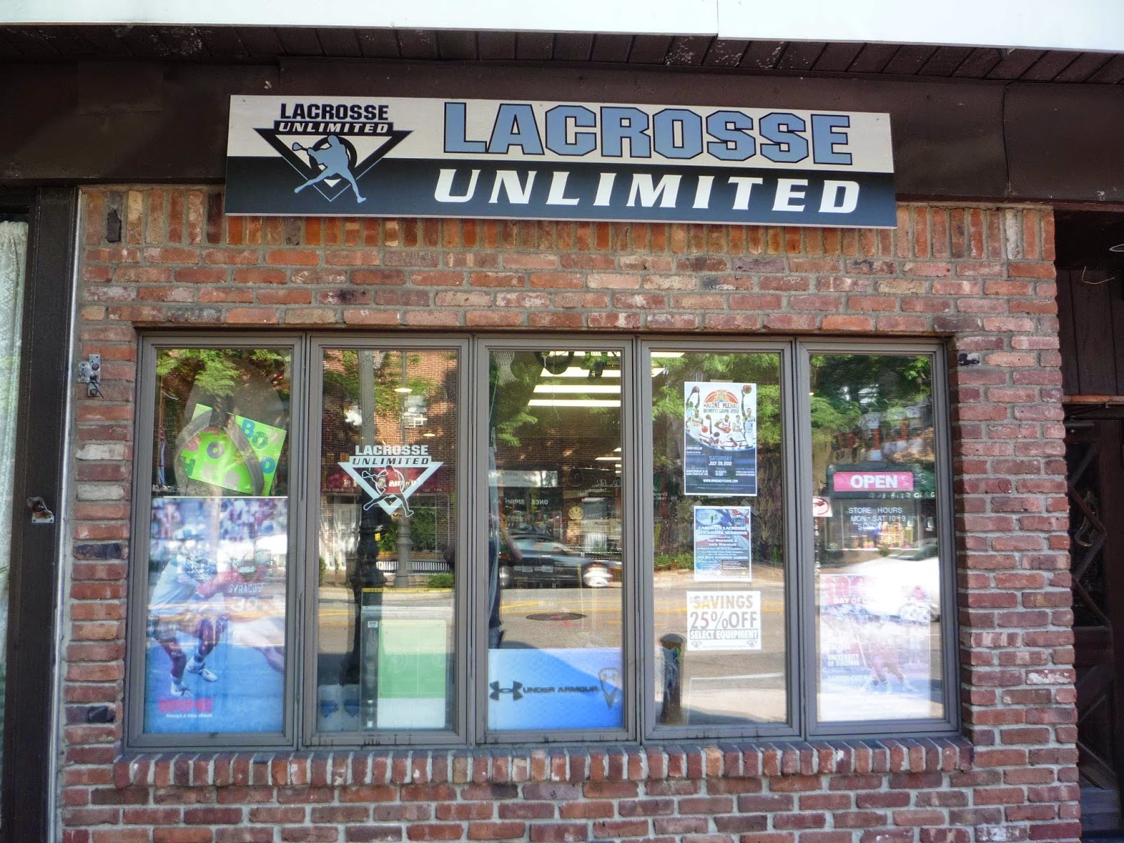 Photo of Lacrosse Unlimited of Garden City-NY in Garden City, New York, United States - 2 Picture of Point of interest, Establishment, Store