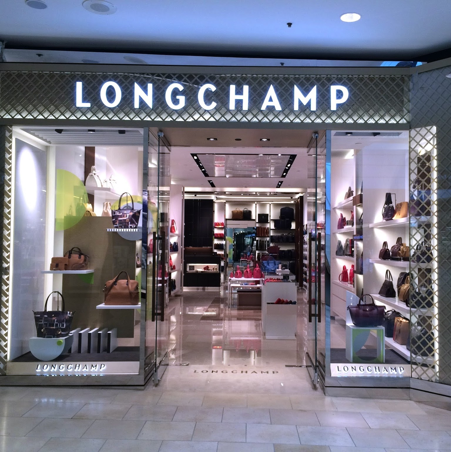 Photo of Longchamp in Paramus City, New Jersey, United States - 1 Picture of Point of interest, Establishment, Store