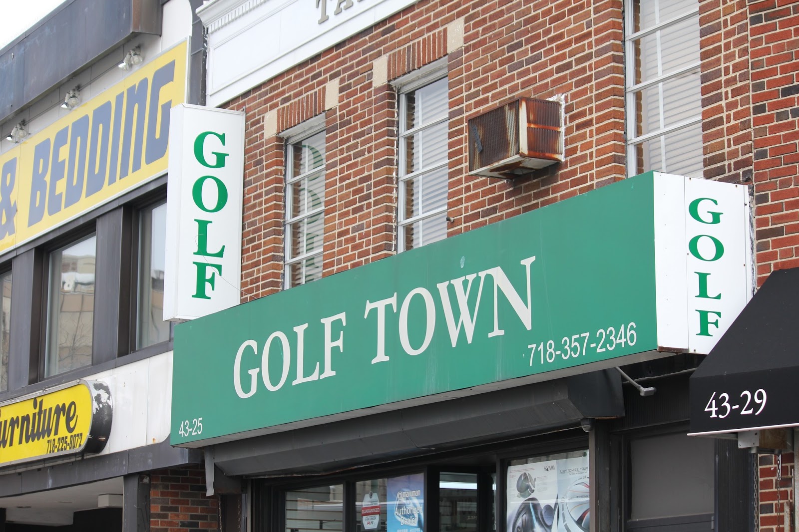 Photo of GolfTown in Queens City, New York, United States - 3 Picture of Point of interest, Establishment, Store