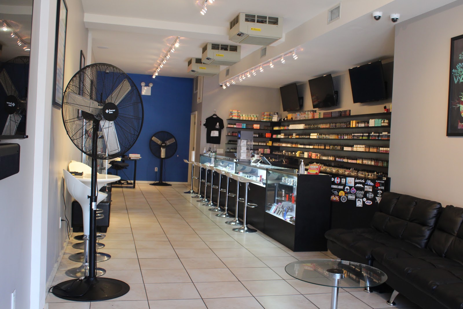 Photo of City Vape in Queens City, New York, United States - 6 Picture of Point of interest, Establishment, Store