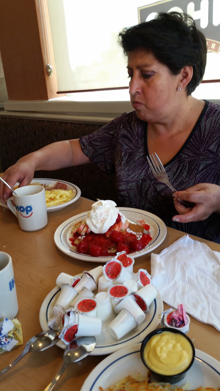 Photo of IHOP in Queens City, New York, United States - 9 Picture of Restaurant, Food, Point of interest, Establishment