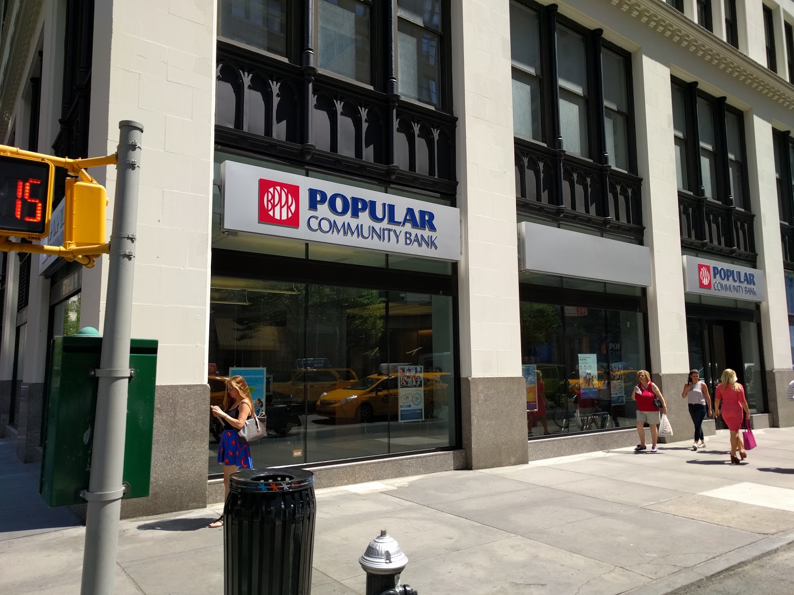 Photo of Banco Popular Community Bank in New York City, New York, United States - 3 Picture of Point of interest, Establishment, Finance, Bank